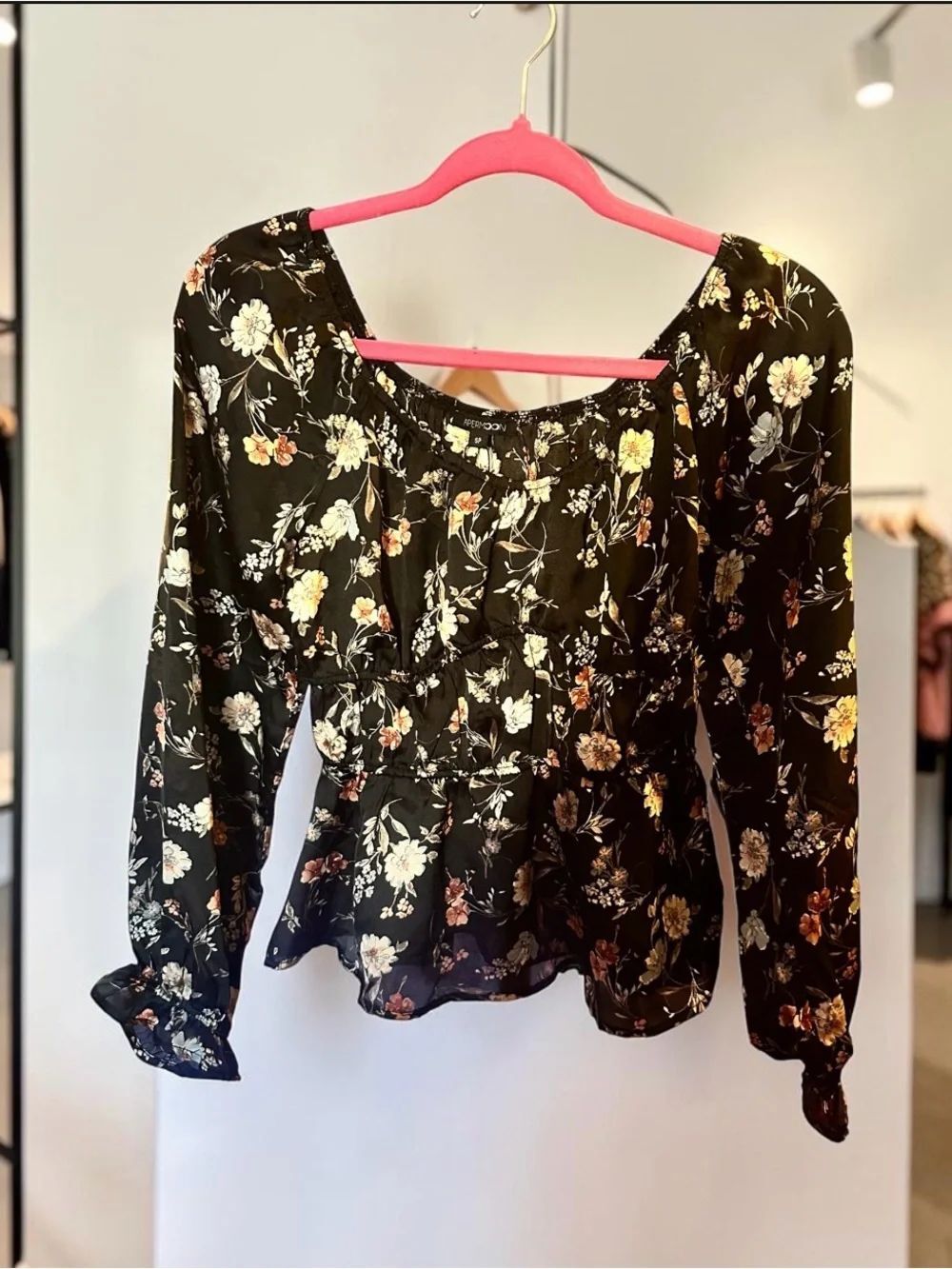 Papermoon Black Floral Blouse. Size Medium Petite